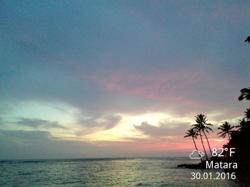 Sayuri Beach Hotel Matara Luaran gambar