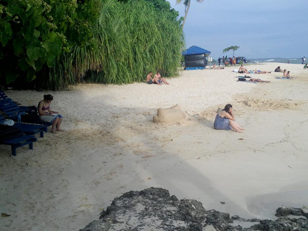 Sayuri Beach Hotel Matara Luaran gambar