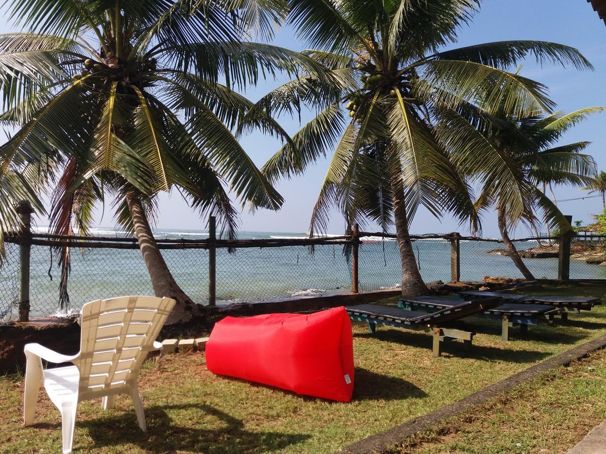 Sayuri Beach Hotel Matara Luaran gambar